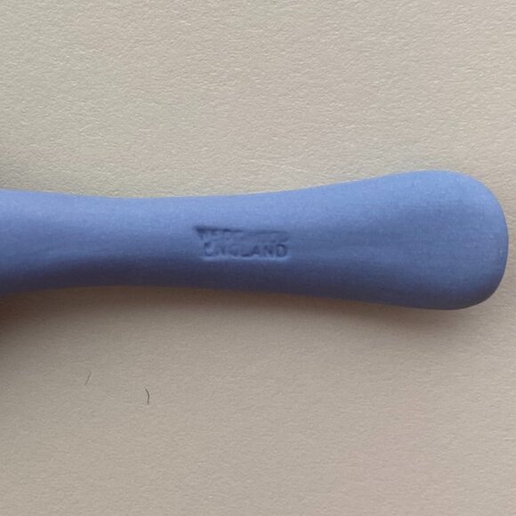 Wedgwood Blue Jasperware Christening Spoon with White Motif - Cupid and Lilies - Picture 7 of 7